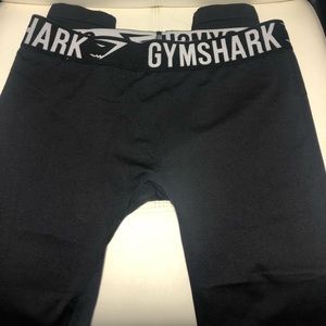 Black gymshark leggings